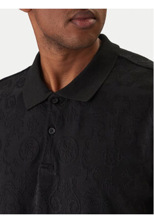 Guess Polo M6RP25 KCFE2 Czarny Regular Fit. Typ kołnierza: polo. Kolor: czarny. Materiał: syntetyk