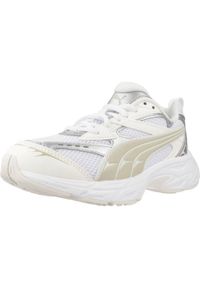 Buty do chodzenia damskie Puma Morphic Metallic Weiss Damen. Zapięcie: sznurówki. Kolor: biały. Materiał: materiał, syntetyk, tkanina. Szerokość cholewki: normalna. Sport: turystyka piesza