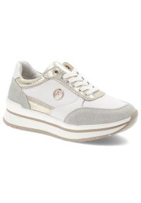 Białe Sneakersy Filippo Modne Obuwie Damskie. Okazja: na co dzień. Zapięcie: sznurówki. Kolor: biały. Materiał: zamsz, materiał. Szerokość cholewki: normalna #1