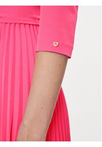 Nissa Sukienka koktajlowa RZ14832 Różowy Regular Fit. Kolor: różowy. Materiał: syntetyk. Styl: wizytowy