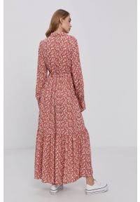 Y.A.S Sukienka kolor różowy midi rozkloszowana. Kolor: różowy. Materiał: tkanina, materiał, wiskoza. Długość rękawa: długi rękaw. Typ sukienki: rozkloszowane. Długość: midi #2