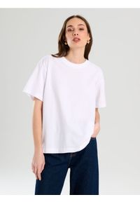 Sinsay - Bawełniana koszulka basic - biały. Kolor: biały. Materiał: bawełna