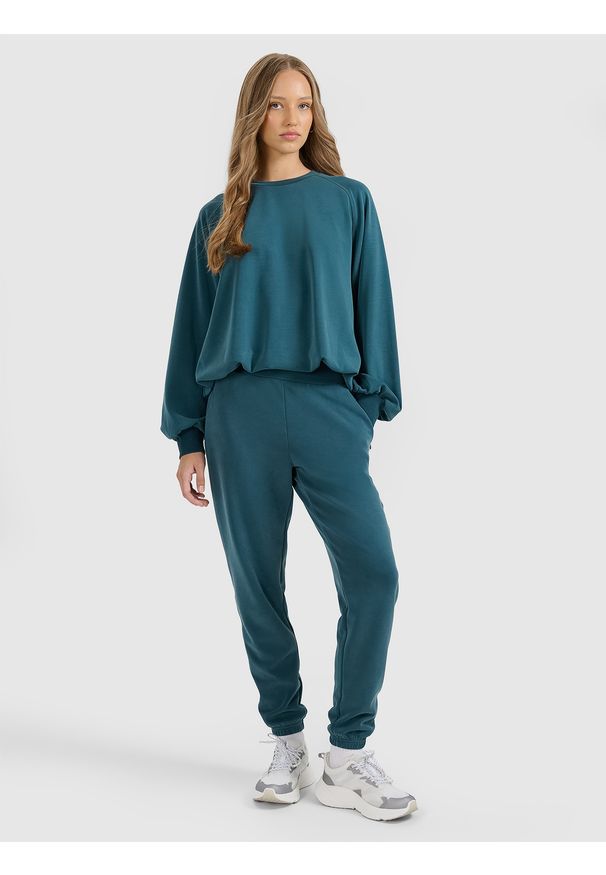 4f - 4F Bluza dresowa nierozpinana z modalem damska - turkusowa L. Okazja: na co dzień. Kolor: turkusowy. Materiał: dresówka. Styl: casual