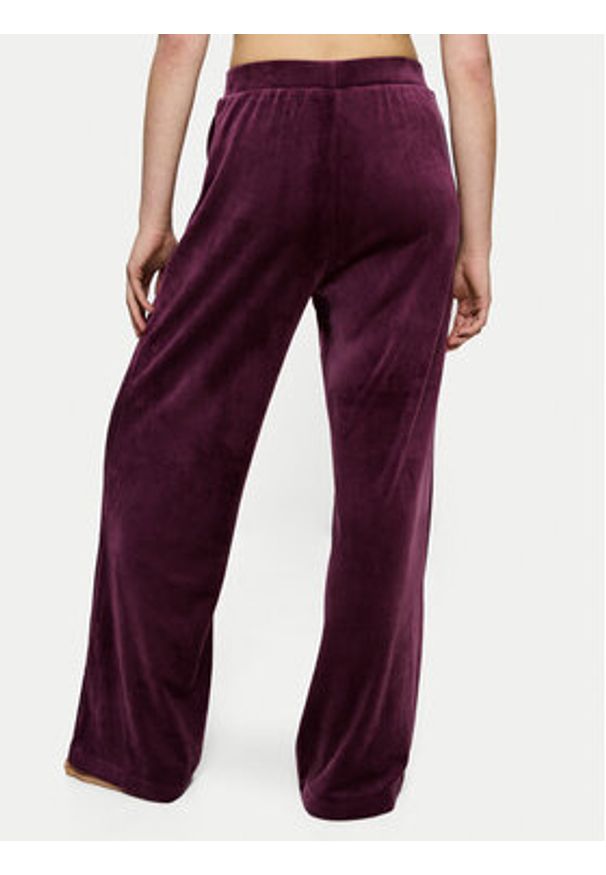 Triumph Spodnie piżamowe Sensual Velour 10221184 Bordowy Relaxed Fit. Kolor: czerwony. Materiał: syntetyk