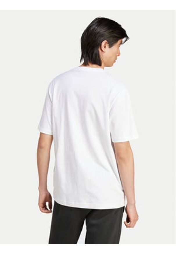 Adidas - adidas T-Shirt Supply Street IY3430 Biały Regular Fit. Kolor: biały. Materiał: bawełna. Styl: street