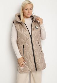 Born2be - Beżowa Klasyczna Kamizelka z Pikowanymi Przeszyciami Ettelie. Kolekcja: plus size. Kolor: beżowy. Materiał: jeans, skóra. Długość: długie. Styl: klasyczny