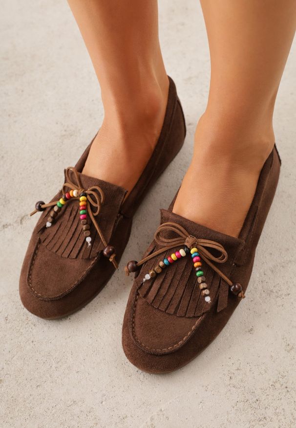 Born2be - Brązowe Mokasyny VICES z Wkładką ze Skóry Naturalnej i Ozdobnymi Koralikami Neni. Okazja: na co dzień. Kolor: brązowy. Materiał: skóra. Styl: casual, klasyczny, elegancki