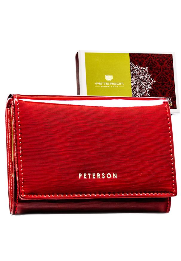 Czerwony portfel damski wykonany z lakierowanej skóry naturalnej, zamykany zatrzaskiem - Peterson. Kolor: czerwony. Materiał: lakier, skóra