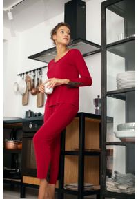 MOE - Długie Spodnie od Piżamy z Koronką - Bordowe. Kolor: czerwony. Materiał: koronka. Długość: długie. Wzór: koronka