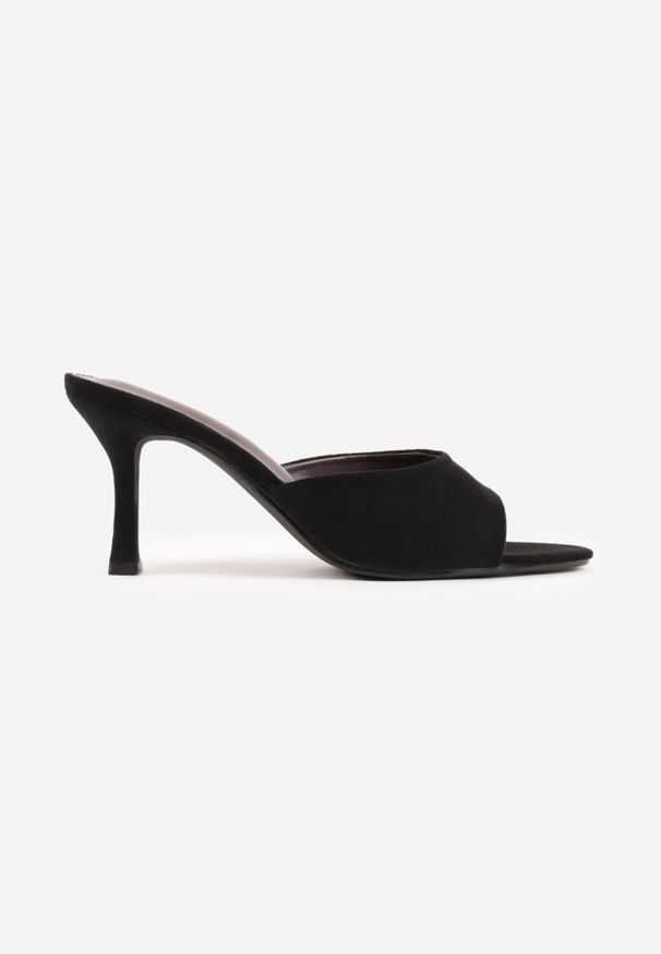 Born2be - Czarne Klapki z Imitacji Zamszu na Szpilce z Otwartym Noskiem Irithna. Okazja: na wesele, na co dzień, na ślub cywilny. Nosek buta: otwarty. Kolor: czarny. Materiał: zamsz. Obcas: na szpilce. Styl: casual, klasyczny, elegancki