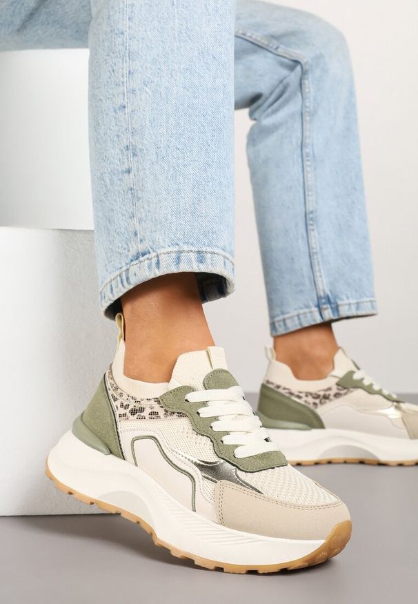 Renee - Beżowo-Zielone Sneakersy Streetwearowe na Piankowej Podeszwie Aillifia. Okazja: na co dzień, na spotkanie biznesowe, do pracy, na spacer. Zapięcie: sznurówki. Kolor: beżowy. Sport: turystyka piesza