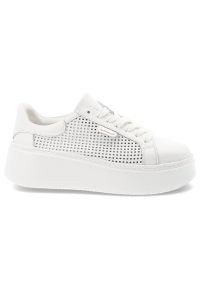 Sneakersy damskie Armodo, cholewka ze skóry naturalnej perforowana konstrukcja zapewniająca przewiewność klasyczne sznurowanie, białe, DS-777. Zapięcie: sznurówki. Kolor: biały. Materiał: skóra. Szerokość cholewki: normalna. Wzór: ażurowy. Styl: klasyczny #3