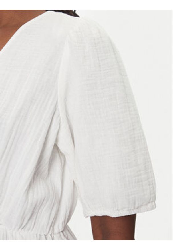 Pieces Sukienka letnia Sastina 17156475 Biały Regular Fit. Kolor: biały. Materiał: bawełna. Sezon: lato