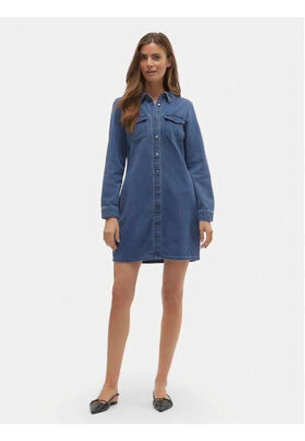 Vero Moda Sukienka jeansowa Jennie 10310968 Niebieski Regular Fit. Kolor: niebieski. Materiał: bawełna