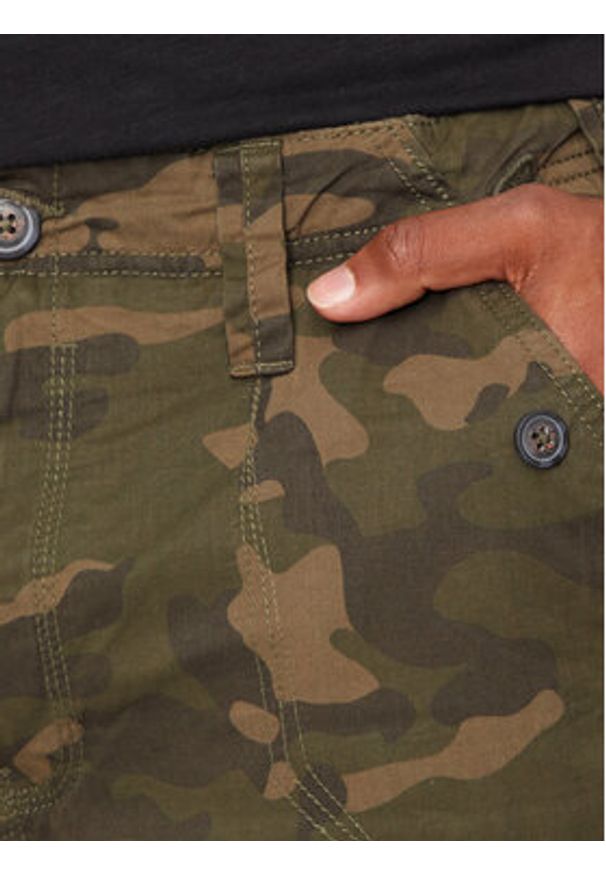 Brave Soul Szorty materiałowe MSRT-GEORGECAMOK Khaki Straight Fit. Kolor: brązowy. Materiał: bawełna