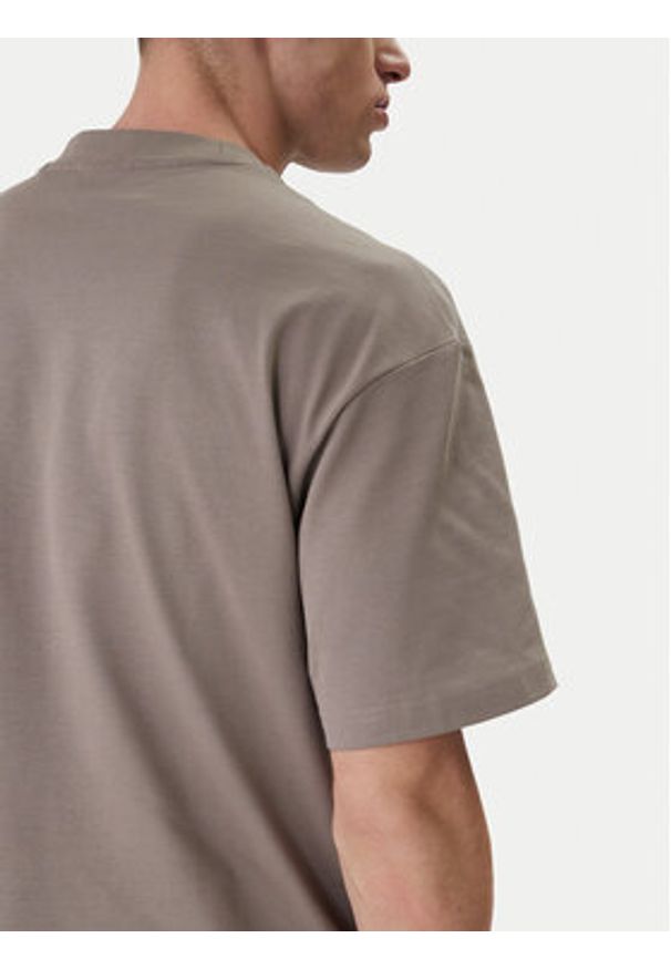 Hugo - HUGO T-Shirt Dinkee 50525765 Beżowy Oversize. Kolor: beżowy. Materiał: bawełna