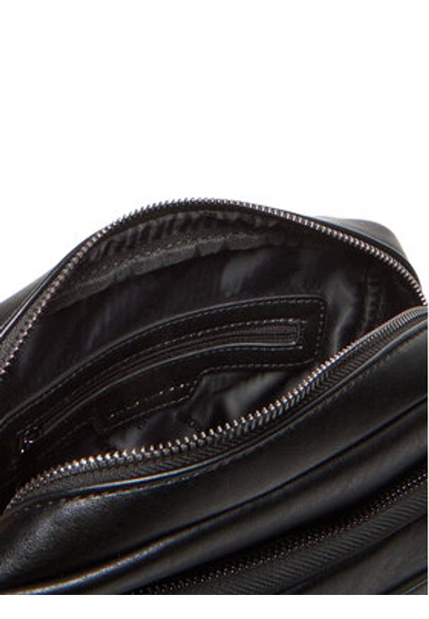 Gino Rossi Saszetka C-GIN-L-005-08 Czarny. Kolor: czarny. Materiał: materiał