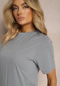 Renee - Niebieska Klasyczna Koszulka z Bawełny z Podwiniętymi Rękawkami Oboea. Okazja: na co dzień. Kolor: niebieski. Materiał: bawełna. Długość rękawa: krótki rękaw. Styl: klasyczny #4