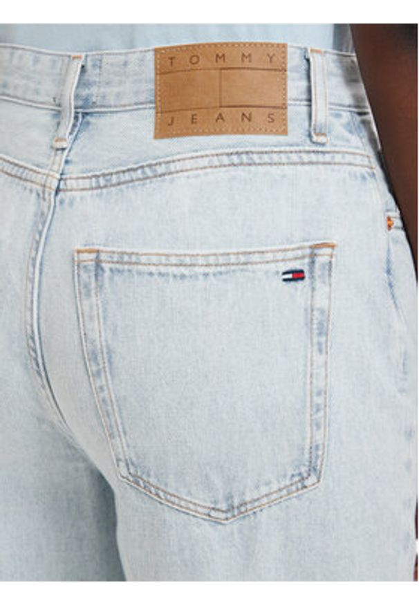 Tommy Jeans Jeansy Layla DW0DW23036 Niebieski jasny Slim Fit. Kolor: niebieski