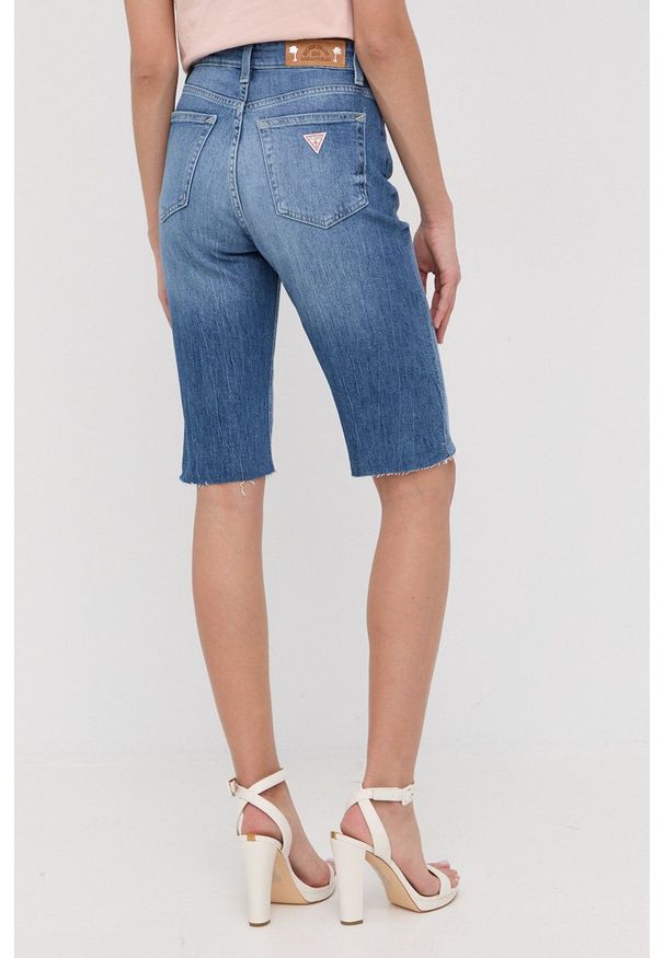 Guess szorty jeansowe damskie gładkie high waist. Okazja: na co dzień. Stan: podwyższony. Kolor: niebieski. Materiał: jeans. Wzór: gładki. Styl: casual
