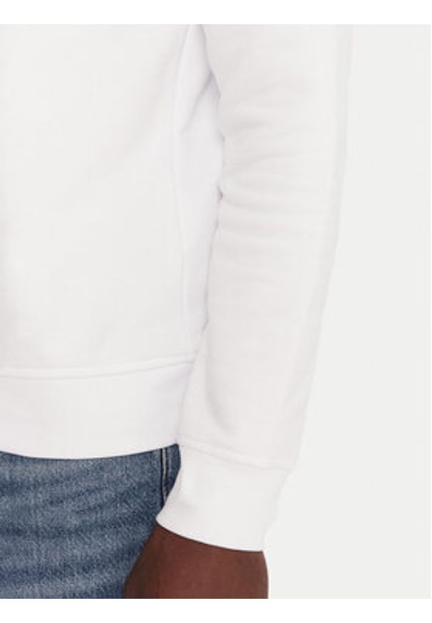 Karl Lagerfeld - KARL LAGERFELD Bluza 705091 554917 Biały Regular Fit. Typ kołnierza: dekolt w karo. Kolor: biały. Materiał: bawełna