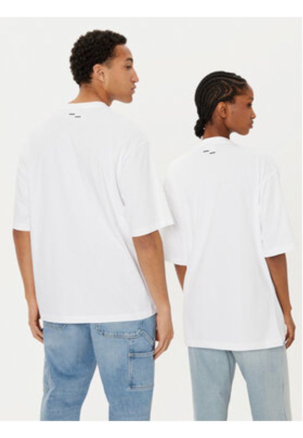 Filling Pieces T-Shirt Unisex 7441378 Biały Boxy Fit. Kolor: biały. Materiał: bawełna
