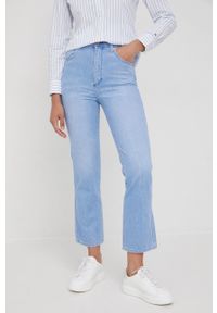 Wrangler jeansy WILD WEST CRYSTAL ICE damskie high waist. Stan: podwyższony. Kolor: niebieski