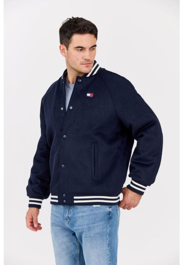 Tommy Jeans - TOMMY JEANS Granatowy męski bomber z domieszką wełny Varsity, Rozmiar M. Okazja: na co dzień. Kolor: niebieski. Materiał: wełna. Wzór: paski. Styl: elegancki, casual, sportowy, klasyczny