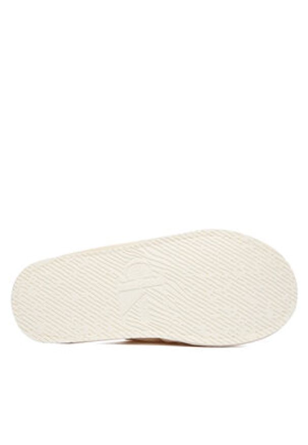Calvin Klein Jeans Kapcie Slipper Satin Moire YW0YW02053 Écru. Kolor: kremowy. Materiał: materiał