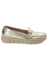 Złote Półbuty Armodo Modne Wsuwane Obuwie Damskie. Okazja: na co dzień. Zapięcie: bez zapięcia. Kolor: złoty. Materiał: skóra. Wzór: aplikacja. Styl: casual, elegancki #3