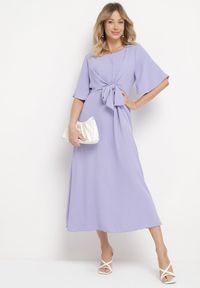 Born2be - Jasnofioletowa Sukienka Maxi z Ozdobnym Wiązaniem i Gumką w Talii Myrcella. Kolor: fioletowy. Długość: maxi #5