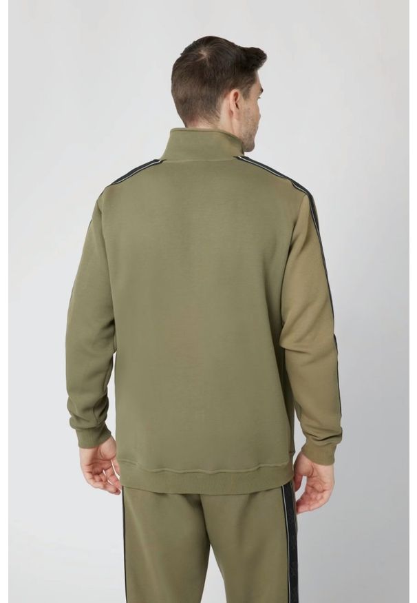 Guess - GUESS Zielona męska bluza Mickey, Rozmiar XXL. Kolor: zielony. Materiał: materiał, bawełna, poliester. Styl: sportowy