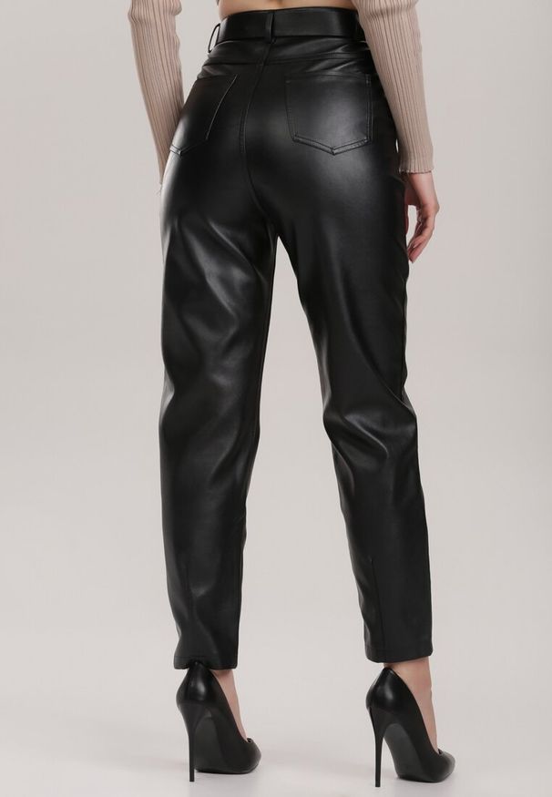 Renee - Czarne Spodnie Physatheis. Stan: podwyższony. Kolor: czarny. Materiał: koronka. Długość: długie