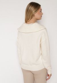 Born2be - Biały Sweter z Bawełną Wiskozą i Wełną Ozdobiony Sercem Monissea. Okazja: na co dzień, do pracy. Kolor: biały. Materiał: wełna, bawełna, wiskoza. Wzór: aplikacja. Styl: casual #5