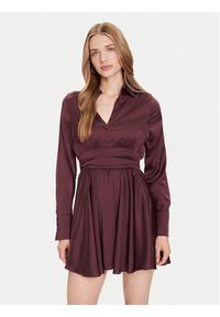 Guess Sukienka koktajlowa W5YK00 WF1T2 Brązowy Regular Fit. Kolor: brązowy. Materiał: syntetyk. Styl: wizytowy