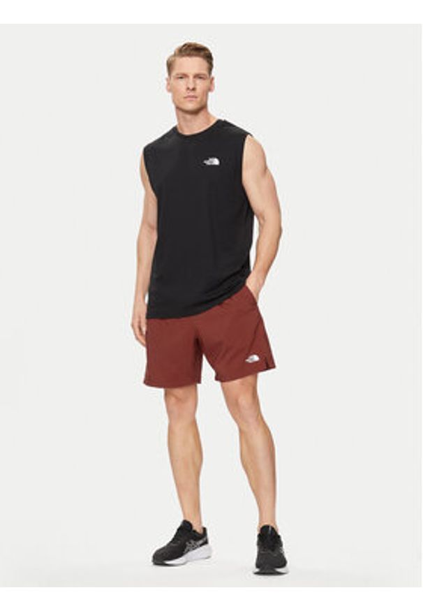 The North Face Szorty sportowe 24/7 NF0A3O1B Czerwony Regular Fit. Kolor: czerwony. Materiał: syntetyk
