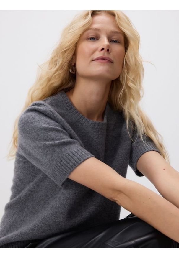 Reserved - Wełniany sweter - szary. Kolor: szary. Materiał: wełna