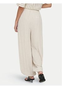 only - ONLY Spodnie materiałowe Siesta 15373197 Kremowy Regular Fit. Kolor: kremowy. Materiał: wiskoza #6
