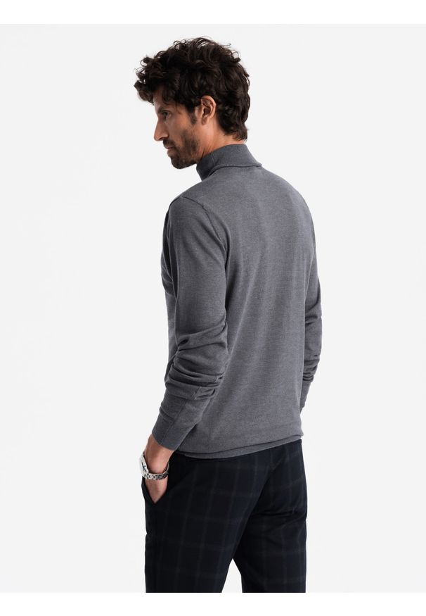 Ombre Clothing - Jednokolorowy męski dzianinowy golf z wiskozą – szary melanż V2 - Rozmiar: S. Okazja: na co dzień. Typ kołnierza: golf. Kolor: szary. Materiał: wiskoza, dzianina. Wzór: melanż. Styl: klasyczny, casual