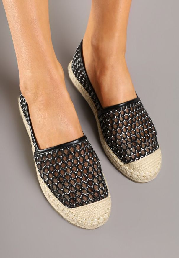Born2be - Czarne Espadryle z Siateczki na Plecionej Podeszwie Setolena. Okazja: na co dzień. Kolor: czarny. Wzór: aplikacja. Sezon: lato, wiosna. Styl: boho, klasyczny, elegancki, casual