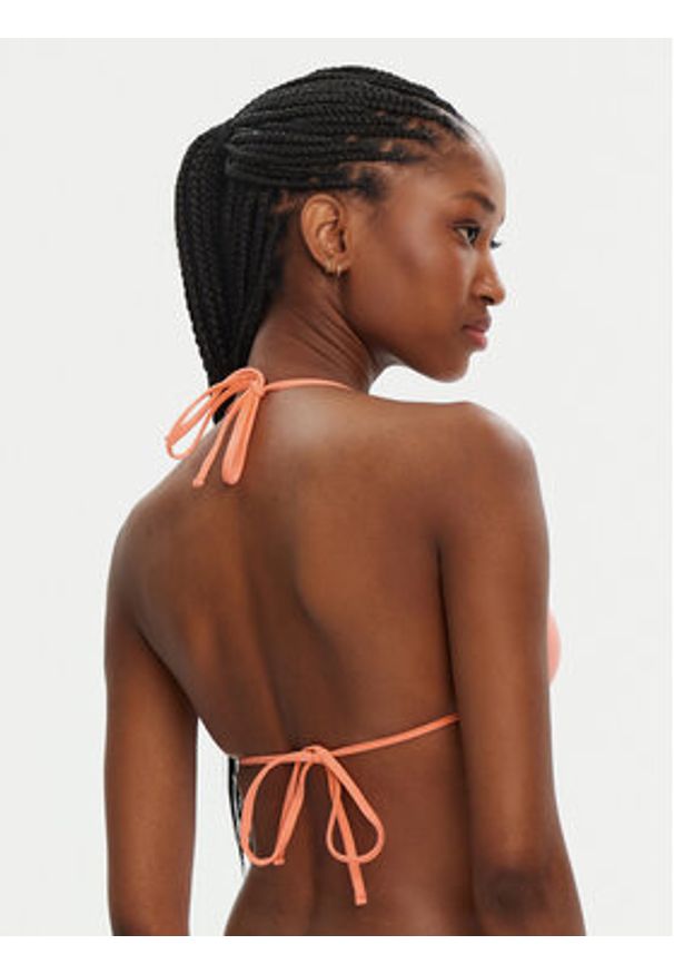 Guess Góra od bikini E4GJ00 LY00K Pomarańczowy Regular Fit. Kolor: pomarańczowy. Materiał: syntetyk