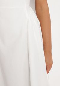 Born2be - Biała Bawełniana Sukienka o Rozkloszowanym Kroju Halowena. Okazja: na spacer, na co dzień. Kolor: biały. Materiał: bawełna. Typ sukienki: proste. Styl: casual #6