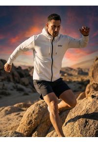 Sinsay - Rozpinana bluza z kapturem - biały. Typ kołnierza: kaptur. Kolor: biały #1