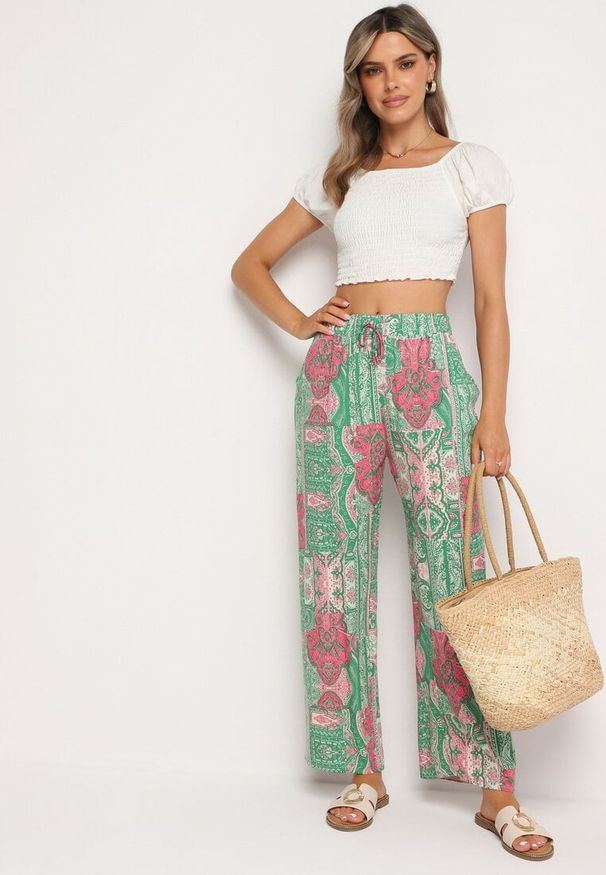 Born2be - Zielono-Różowe Spodnie Palazzo z Wiskozy z Gumką w Talii Lirfea. Okazja: na co dzień. Kolor: zielony. Materiał: wiskoza. Styl: boho, klasyczny, elegancki, casual