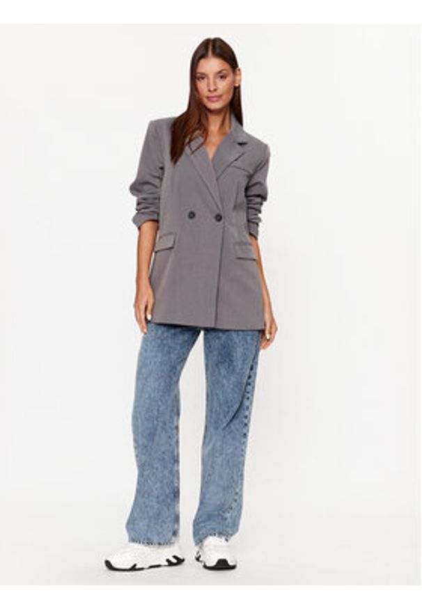 only - ONLY Marynarka Tilly 15303116 Szary Oversize. Kolor: szary. Materiał: syntetyk