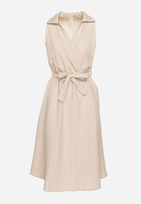 Born2be - Beżowa Sukienka o Koszulowym Kroju Bez Rękawów z Wiązanym Paskiem Liriora. Okazja: na co dzień. Typ kołnierza: dekolt w kształcie V. Kolor: beżowy. Długość rękawa: bez rękawów. Typ sukienki: koszulowe. Styl: klasyczny, casual #4