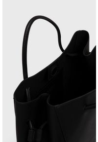 Marc O'Polo torebka skórzana kolor czarny. Kolor: czarny. Materiał: skórzane. Rodzaj torebki: na ramię #2