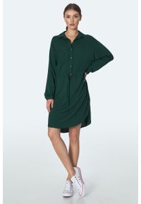 e-margeritka - Sukienka koszulowa kimonowa na guziki zielona - 40. Kolor: zielony. Materiał: materiał, wiskoza. Sezon: lato. Typ sukienki: koszulowe #1