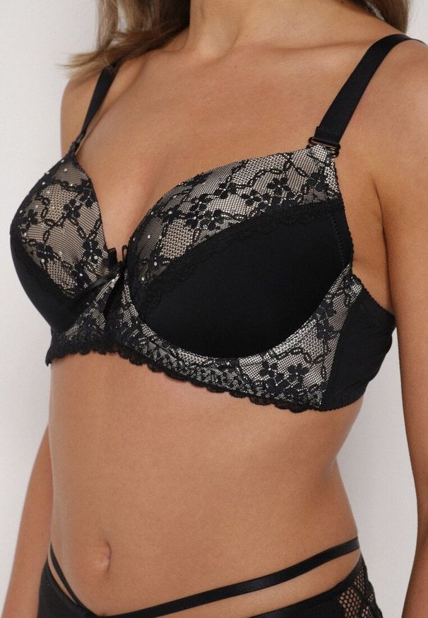 Born2be - Czarno-Beżowy Biustonosz Ozdobiony Cyrkoniami i Koronką Corraella. Kolor: czarny. Materiał: koronka. Wzór: aplikacja, koronka