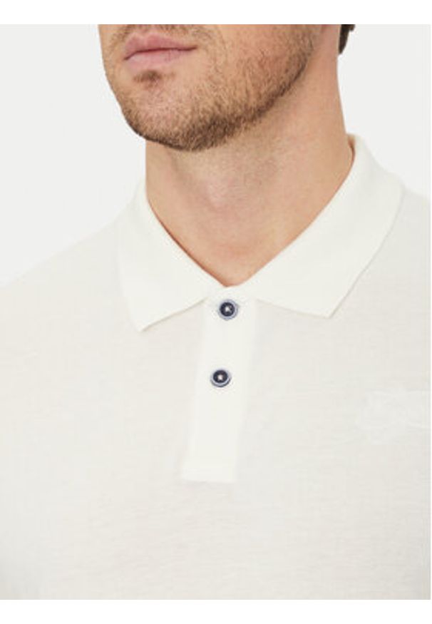 Blend Polo 20717857 Biały Regular Fit. Typ kołnierza: polo. Kolor: biały. Materiał: bawełna